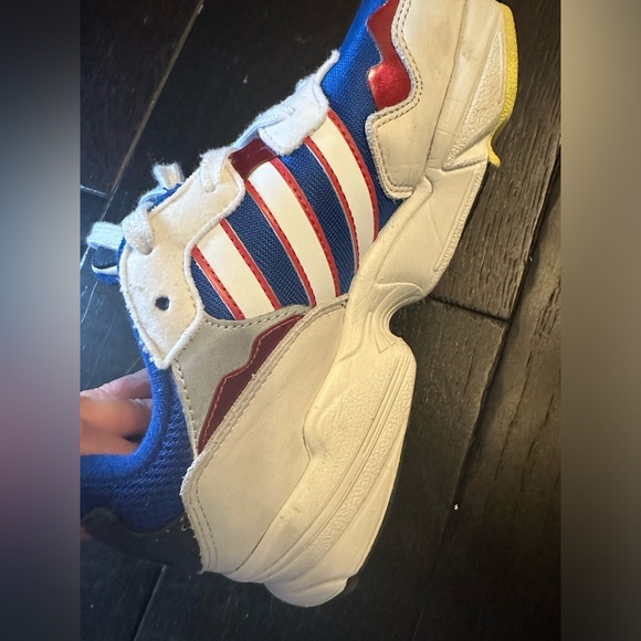 adidas Originals Grey & Blue Yung 96 Sneakers - Picture 8 of 9